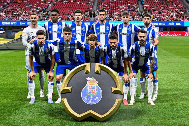 关于葡超赛后再迎强敌；新奥尔良鹈鹕绝杀压哨；主帅态度——质疑声仍在；临场指挥获称赞的信息