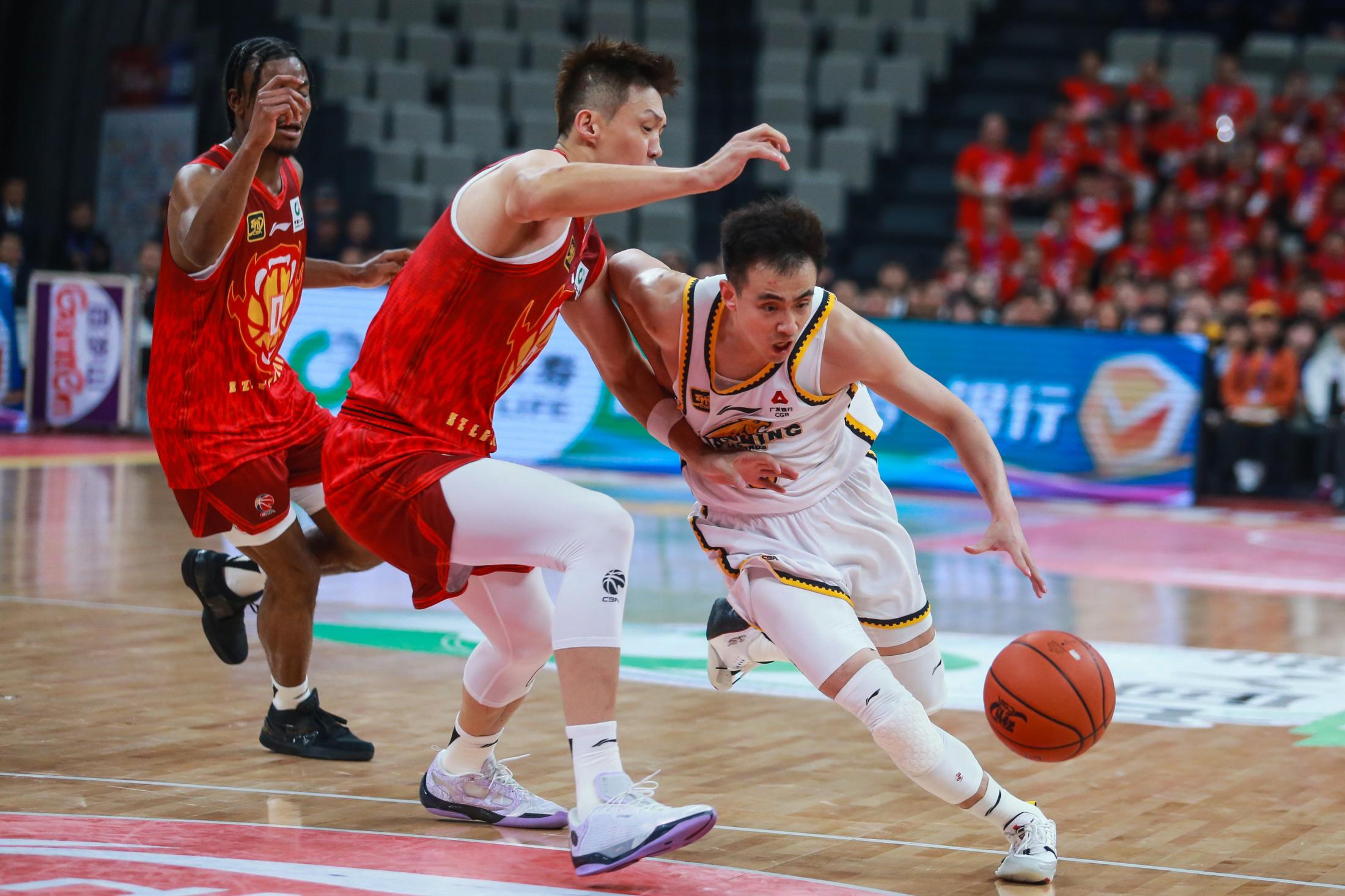 关于今晨皇家社会调整名单以备CBA季后赛，刷新队史纪录环节打磨，压力陡增，控场能力受关注的信息